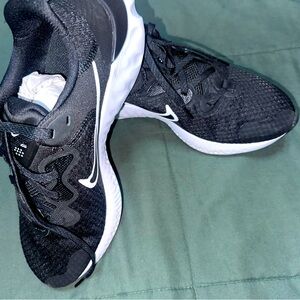 Nike revolution 7